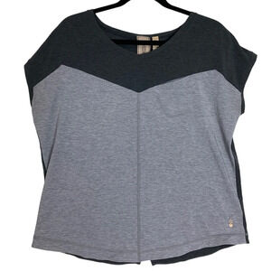 Indygena Women’s Two Toned Grey Lightweight Athletic  T-Shirt Size Small